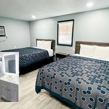 Hillsboro Inn & Suites Экстерьер фото